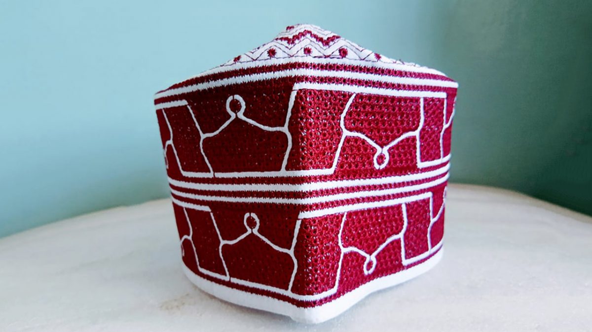 barkati topi omani mehroon front